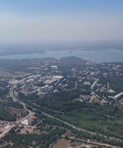 Adana'daki orman yangını uydudan bile görünüyor