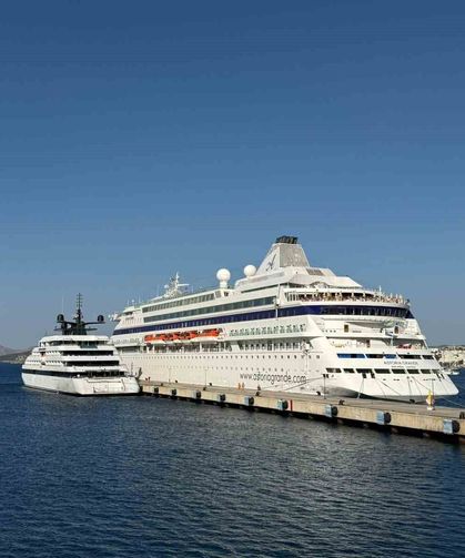 Bodrum Limanı'nda kruvaziyer hareketi