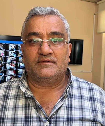 Gelen şikayetler üzerine yaşlı adam kılığına girip halk otobüslerini denetledi