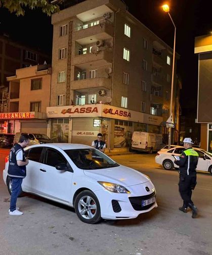 İnegöl'de polis kuş uçurtmadı, bin 412 kişi sorgulandı