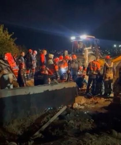 İstanbul Valiliğinden Büyükçekmece'deki göçükle ilgili açıklama: 3 kişi gözaltına alındı