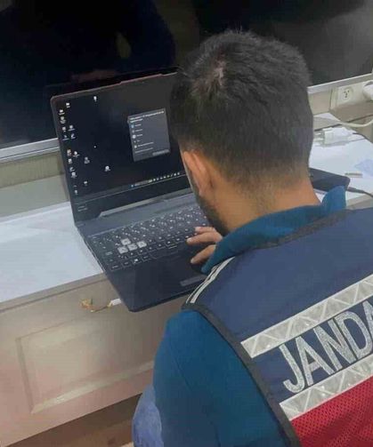 Kişisel verilerin erişilmesine imkan sağlayan 'Dragon Hackerz' isimli panel çetesi mensubu 2 şüpheli gözaltına alındı