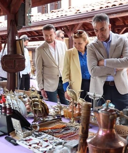 Safranbolu'da antika pazarı açıldı