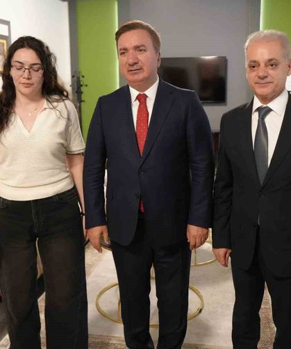 Silahlı saldırıda bacağını kaybetmişti: Şimdi başhekim oldu