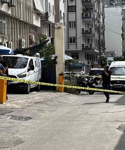 Adana'da iş yeri önünde silahlı saldırı: 1 ölü, 1 yaralı