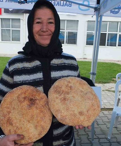 Balıkesir'de Fatma hanım asırlık seferberlik çöreğini yaşatıyor