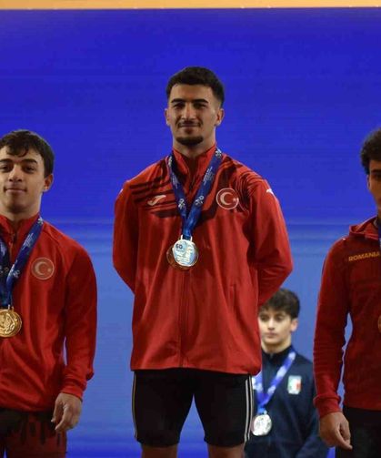 BARÜ'lü milli sporculardan Avrupa Halter Şampiyonası'nda 5 madalya
