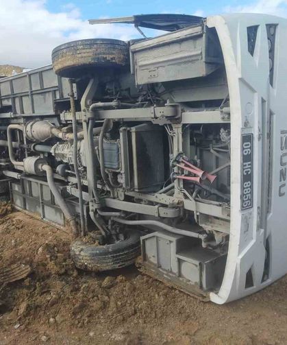 Cezaevi nakil aracı devrildi, 7 kişi yaralandı