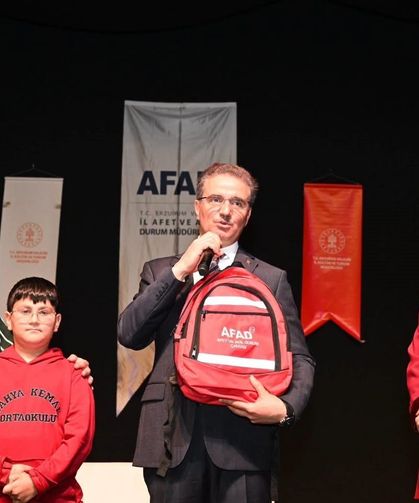 'Hayatımız Sallanmasın' ile öğrencilere afet farkındalığı