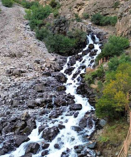 Kanispi Şelalesi yağışlarla yeniden canlandı