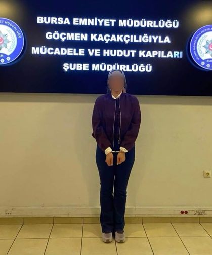 Kendisini avukat olarak tanıttı, yakayı ele verip sınır dışı edildi