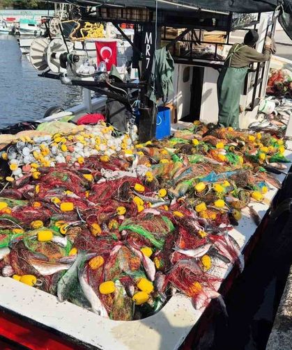 Marmara'da kefal bereketi: Tekne ağzına kadar doldu!