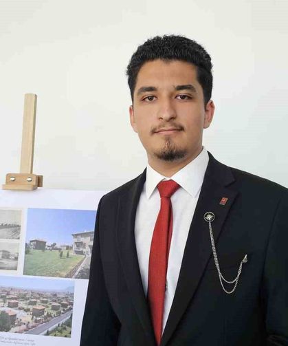 Okuduğu üniversitenin tarihini sergiyle anlattı