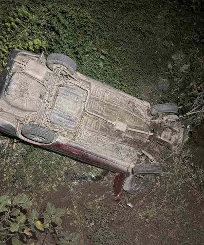 Osmaniye'de otomobil 5 metre yükseklikten dereye düştü: 1 yaralı