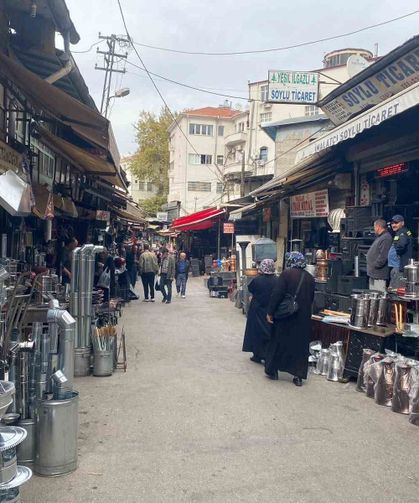 Sobacılar Çarşısı'nda kış hareketliliği: Sobalar 5 bin liradan başlıyor