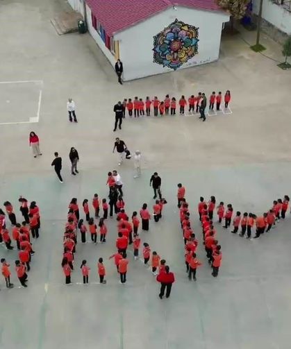 Tarihi Malabadi Köprüsünde 29 Ekim Cumhuriyet Bayramı coşkusu