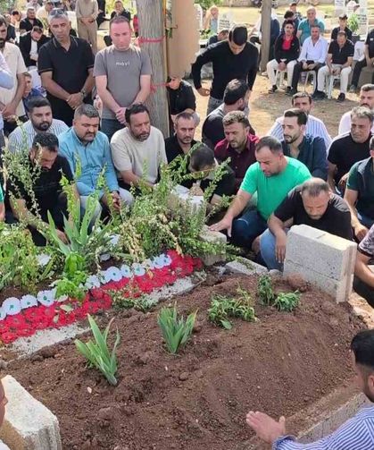 Tatil dönüşü batan gemide hayatını kaybeden 6 ve 12 yaşındaki kardeşler yan yana defnedildi
