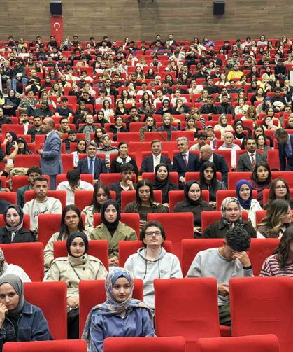 Üniversitelilere iş fırsatı: 869 kişi alınacak