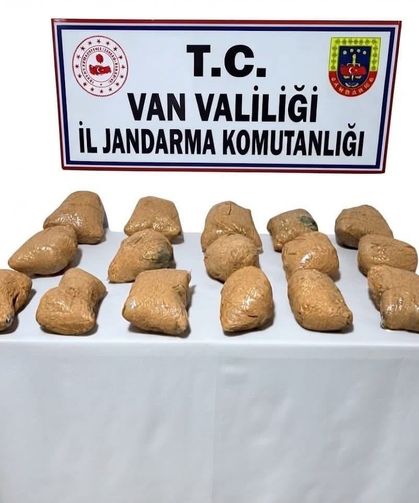 Van'da 22 kilo 100 gram toz esrar ele geçirildi