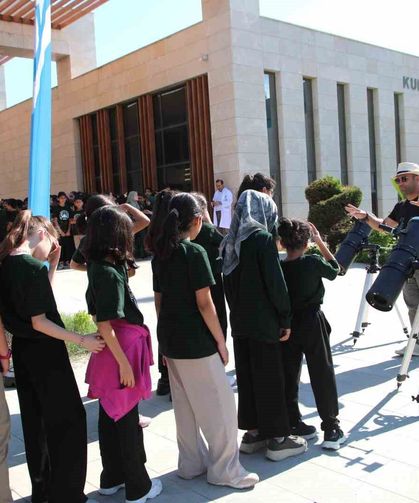 Yüreğir'de Dünya Uzay Haftası'na özel güneş gözlemi