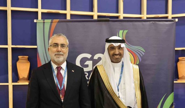 Çalışma ve Sosyal Güvenlik Bakanı Işıkhan, Suudi Arabistan İnsan Kaynakları ve Sosyal Kalkınma Bakanı Alrajhı ile bir araya geldi