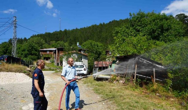 Köy yangınlarının bitmediği Kastamonu’da önemli proje: Köy köy gezip vatandaşları eğitiyorlar