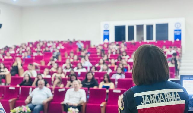 Nazilli’de jandarmadan öğrencilere bilgilendirme