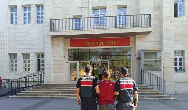 Jandarma ekipleri aranan şahıslara göz açtırmıyor