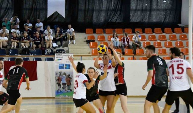 Kemer’de korfbol heyecanı