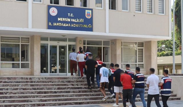 Mersin’de sahte ilan dolandırıcıları yakalandı