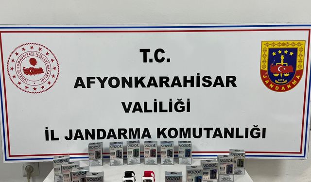 Jandarma kaçak elektronik sigara ele geçirdi