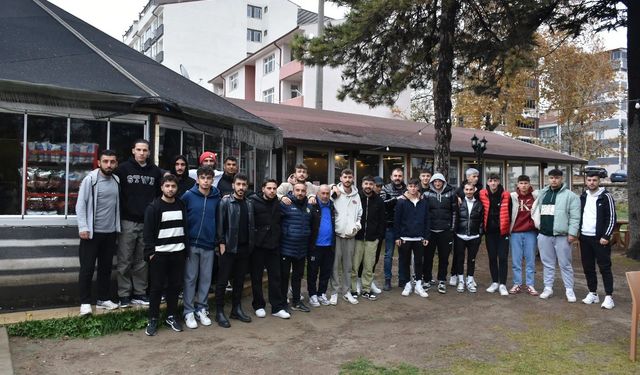 Söğütspor farklı kazandığı maç öncesi moral buldu