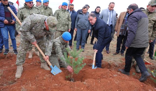 Geleceğe nefes için fidan dikildi