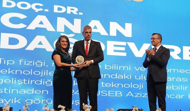 2024 TÜSEB Aziz Sancar Bilim Ödülü Doç. Dr. Canan Dağdeviren'in oldu