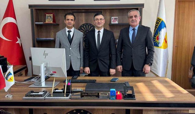 Ağrı’da Ahmed-i Hani Havalimanı ve TEİAŞ müdürleri, Meteoroloji’yi ziyaret etti