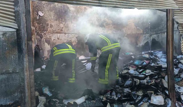 Mısır Çarşısı’ndaki hasar gün ağarınca ortaya çıktı