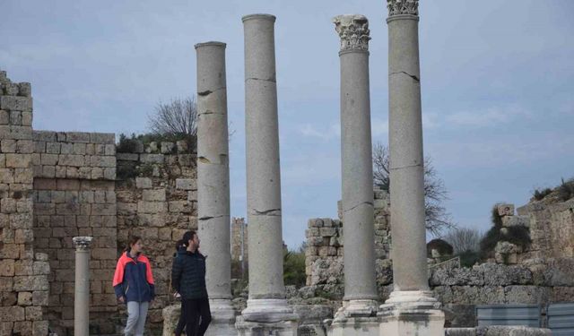Perge Antik Kenti’ni 2024 yılında 157 bin kişi ziyaret etti