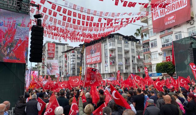 CHP Lideri Özel Mersin’de: Vatandaşlar, iradesini sahip çıkmak için miting alanına akın etti