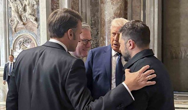 ABD, Ukrayna, Fransa ve İngiltere liderleri Vatikan’da bir araya geldi