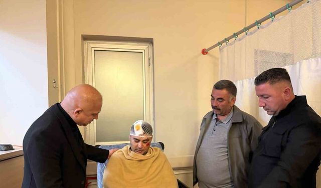 Bakan Önal’dan trafik kazası geçiren personele "geçmiş olsun" ziyareti