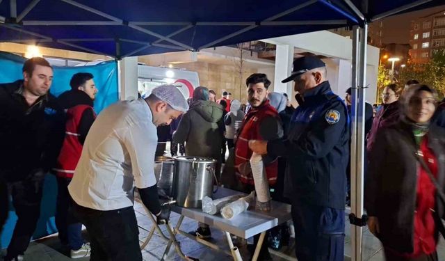 Gölcük’ten İstanbul’a yardım eli