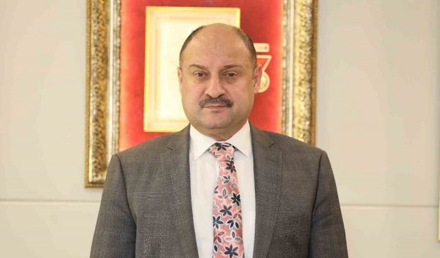 Gülpınar’a uluslararası ilişkilerde yılın üstün hizmet ödülü