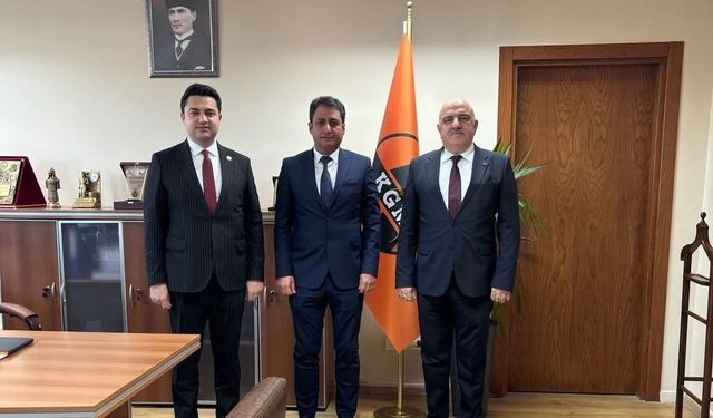 Kaymakam Seyhan, Ankara’da temaslarda bulundu