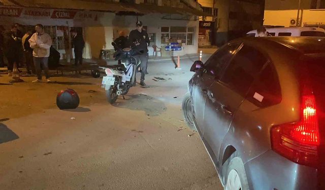 Otomobile çarparak savrulan motosikletin sürücüsü yaralandı