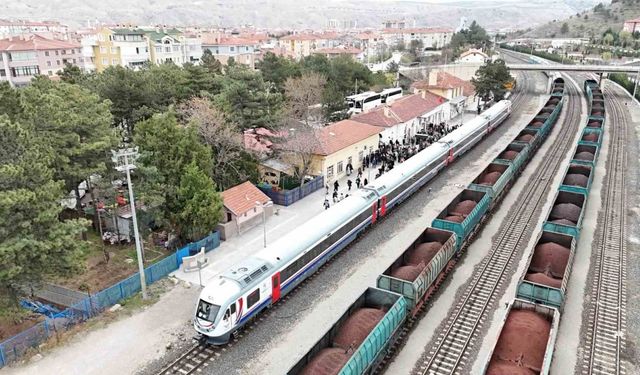 Turistik Tuz Ekspresi yolcuları Çankırı’da doyasıya eğlendi