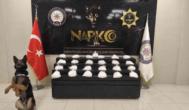 Van’da 25 kilo 200 gram metamfetamin maddesi ele geçirildi