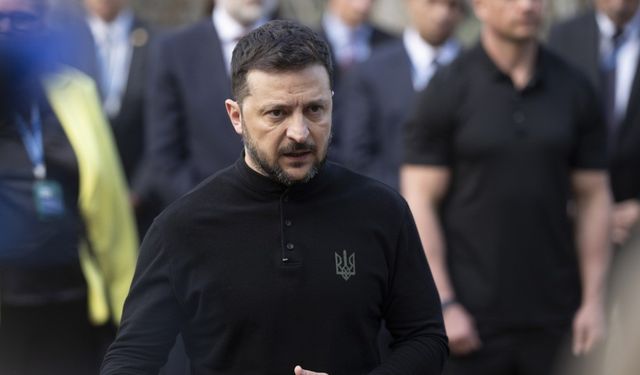 Zelenskiy: "Koşulsuz ve tam bir ateşkesin ilk adım olması gerektiği konusunda ısrar ediyoruz"