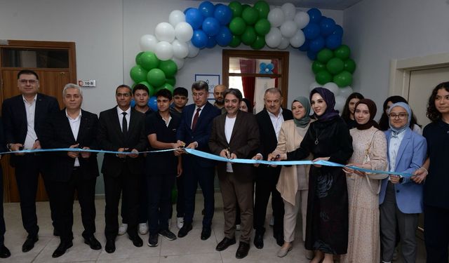 Alimoğlu Vakfı Kütüphanesi'nin beşincisi Hatay'da açıldı