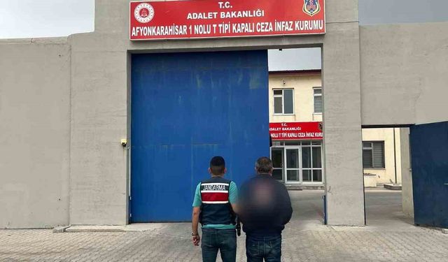 Afyonkarahisar’da hırsızlık suçundan aranan şahıs yakalandı