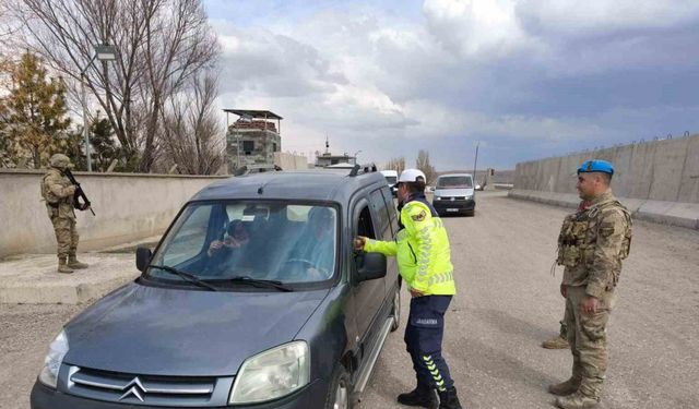 Ağrı’da trafik denetimlerinde 75 sürücüye ceza, 27 araç men edildi